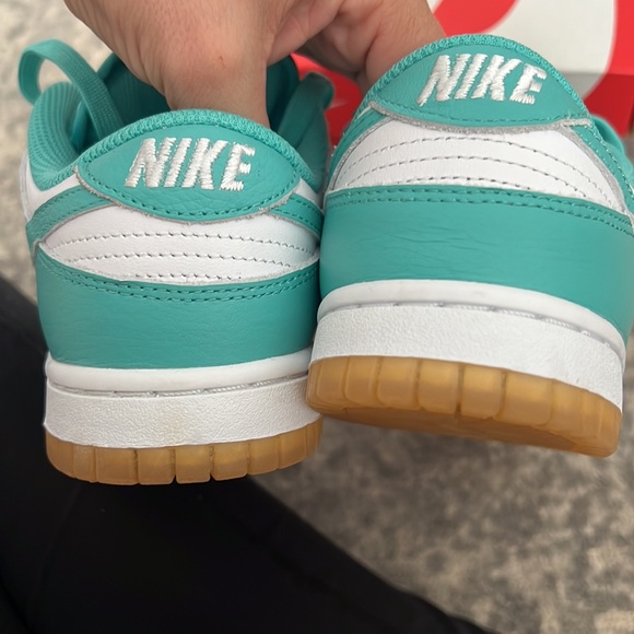 womens teal dunks